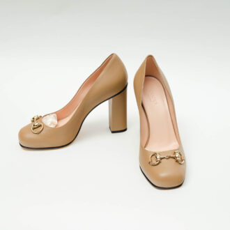 Mocasín beige Gucci tacón - Imagen 4