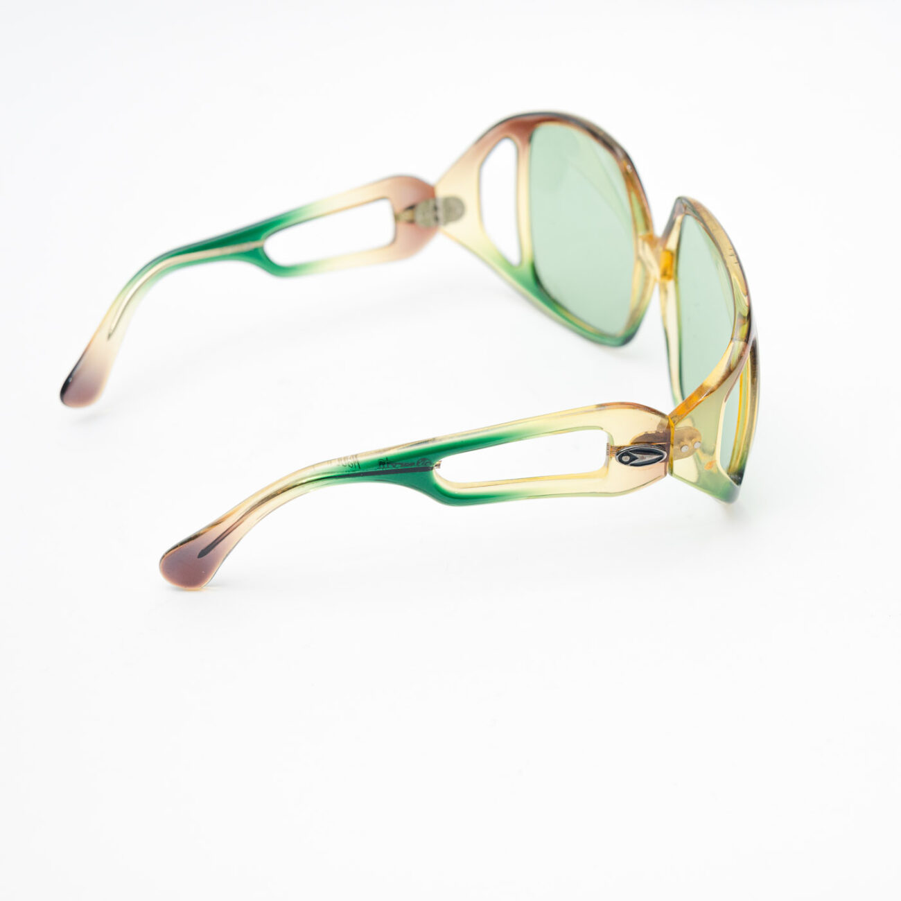 Gafas de sol verdes vintage 70s