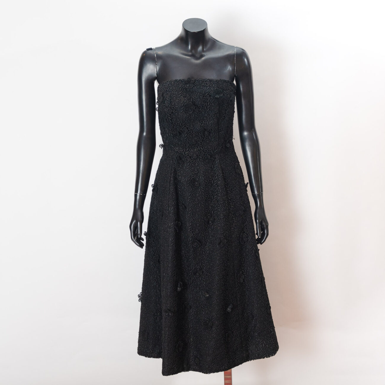 Vestido negro Pertegaz vintage 60s