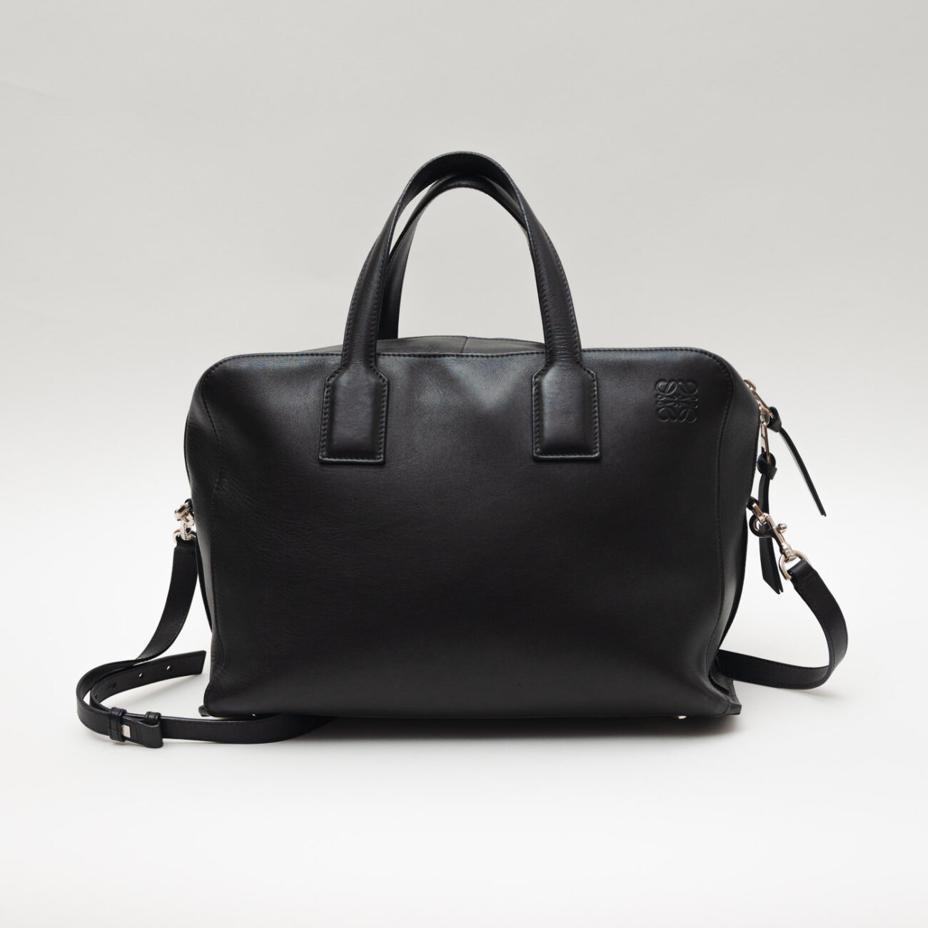 Loewe Amazona weekend negro bandolera