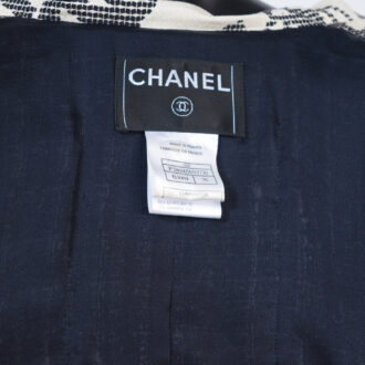 Chaqueta Chanel tweed gris y blanco - Imagen 2