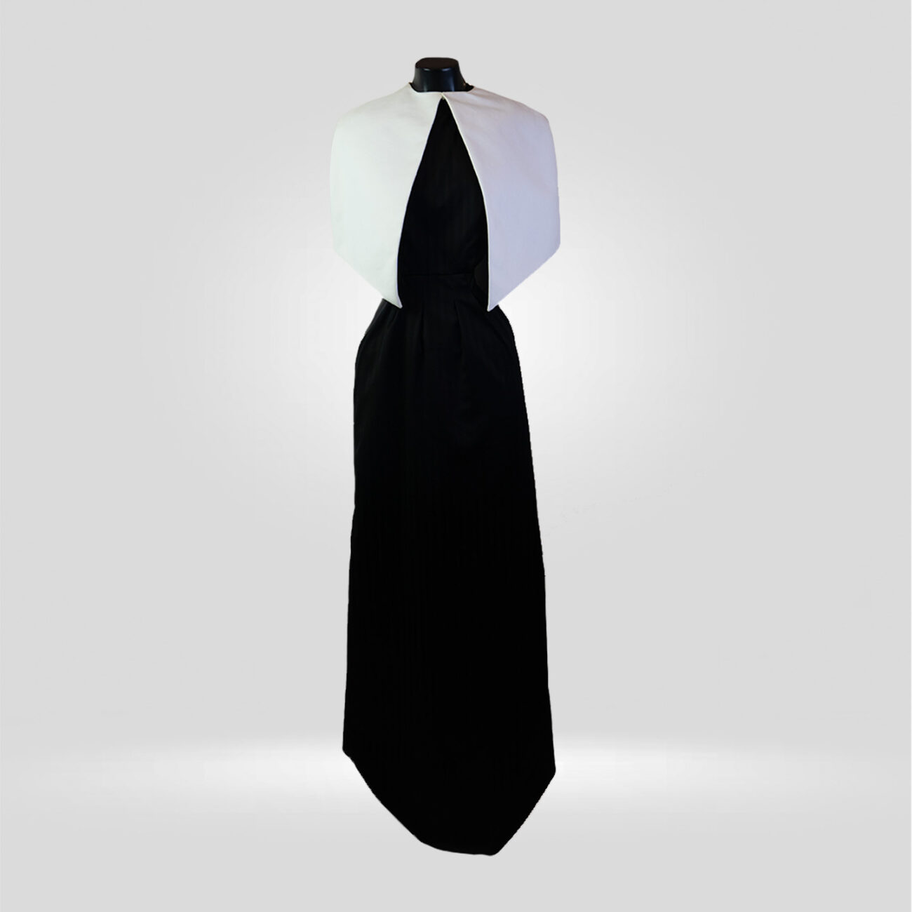 Vestido David Delfín modelo corbata